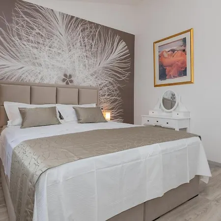 Villa Miramel Mit Privaten Swimmingoool - Makarska Exklusiv Ferienhaus Makarska