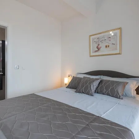 Villa Miramel Mit Privaten Swimmingoool - Makarska Exklusiv Ferienhaus *